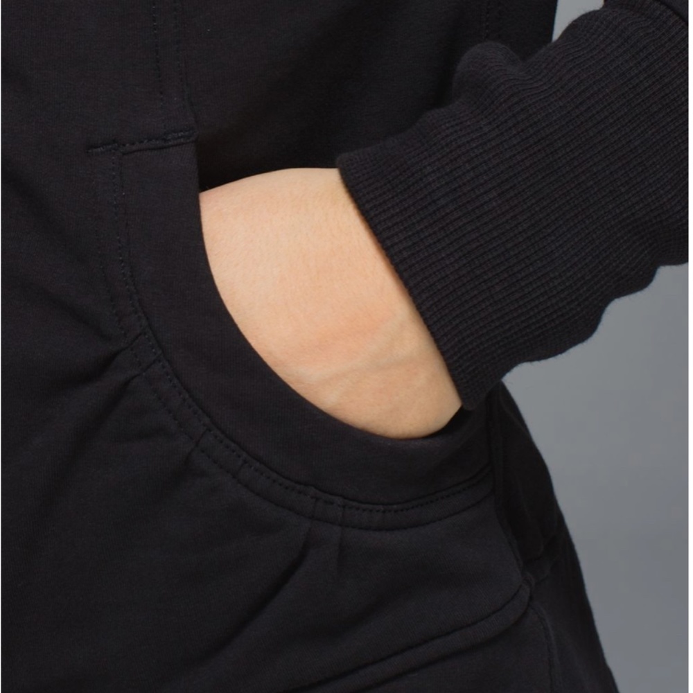 Lululemon Movement Jacket - Picture 7 of 9